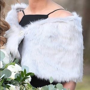 Faux fur gray wrap